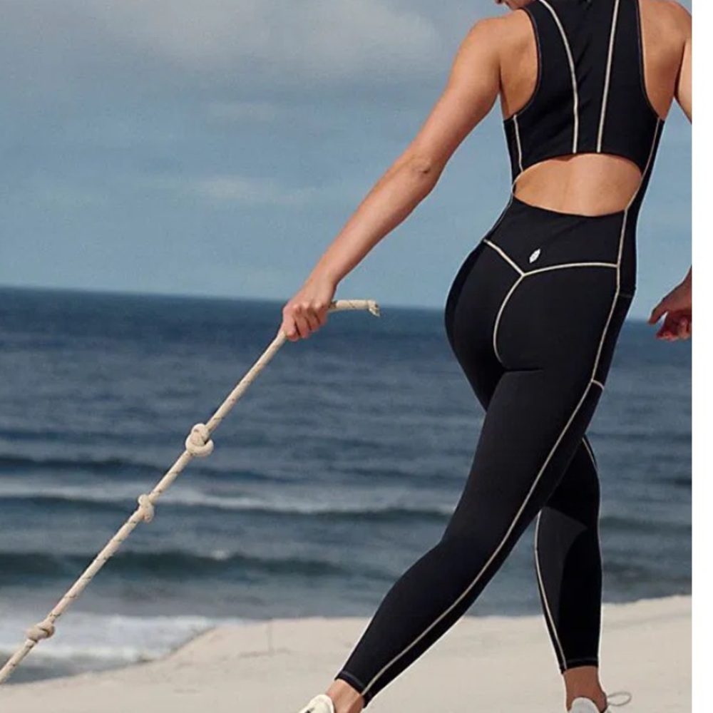 Free People FP Movement - Final Stretch Onesie Size Medium - Picture 7 of 8